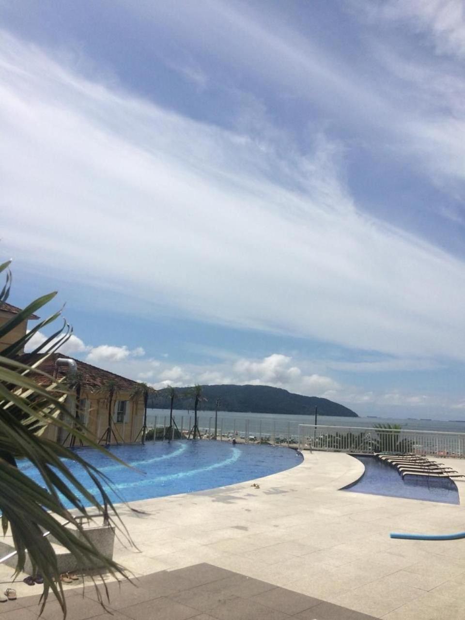 Holiday home Vista Mar Unlimited Frente Mar Ar Condicionado Garagem Arrumacao Andar Alto E Piscina Aquecida, Sauna E Muito Mais! Santos (Sao Paulo)